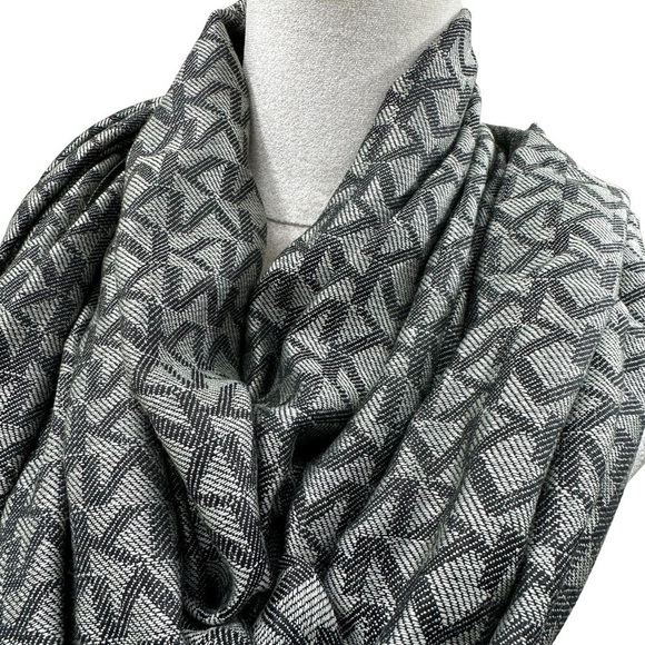Michael Kors Black and White MK Printed Logo Scarf Wrap Shawl - Picture 6 of 13